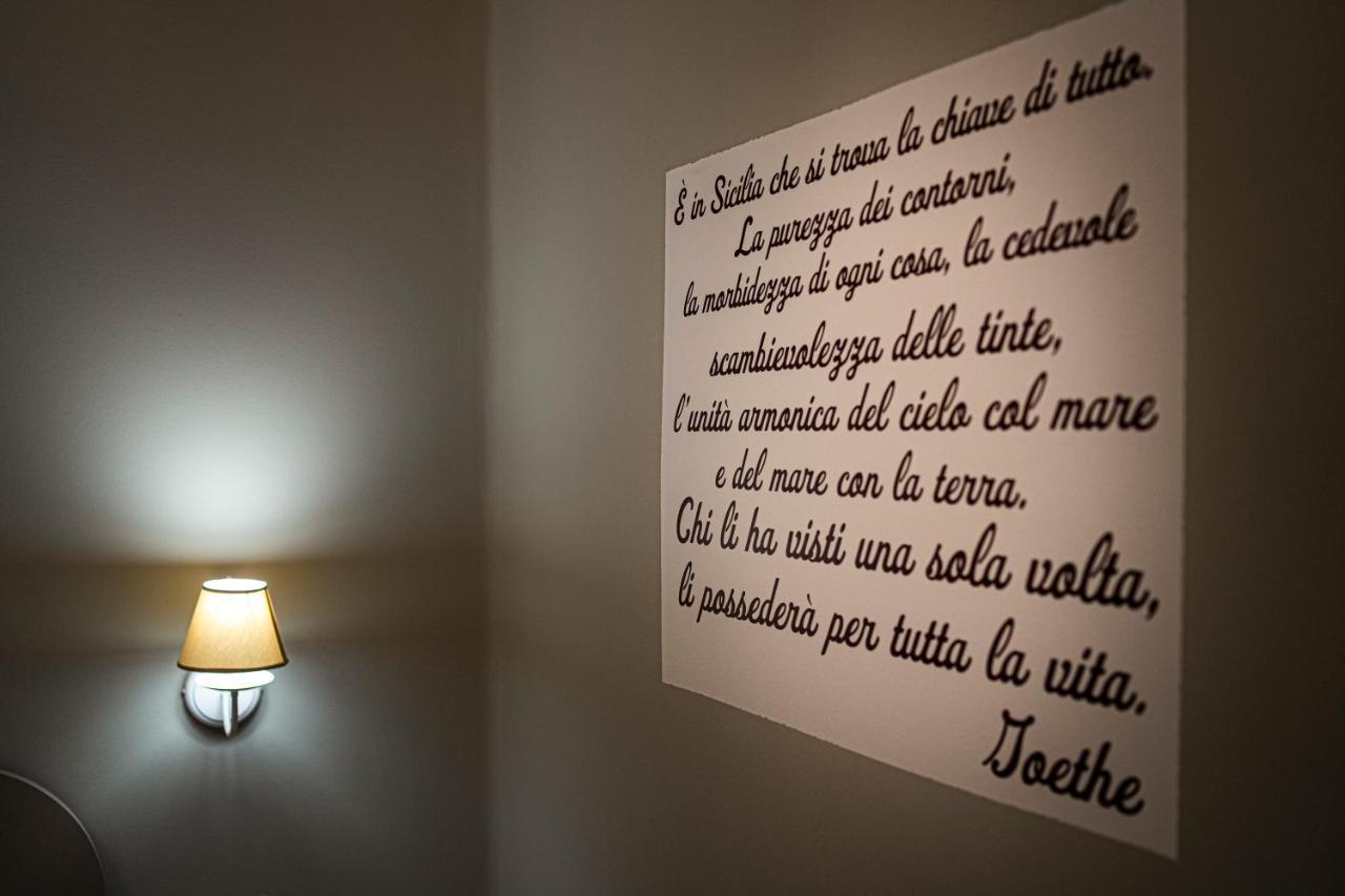 Gli Specchi Di Archimede Bed & Breakfast Syracuse Exterior photo