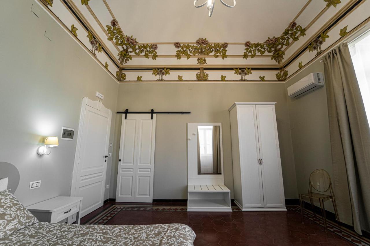 Gli Specchi Di Archimede Bed & Breakfast Syracuse Exterior photo